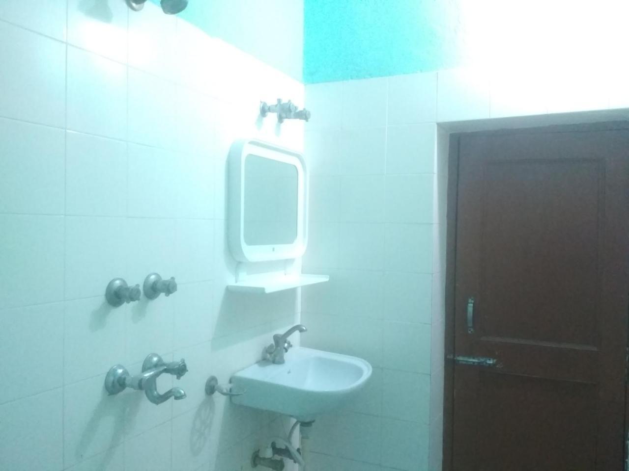 דירות בודהגאיה Ansari House מראה חיצוני תמונה