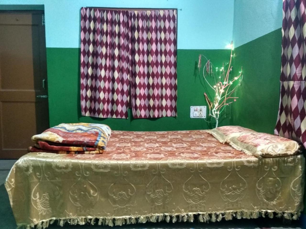דירות בודהגאיה Ansari House מראה חיצוני תמונה